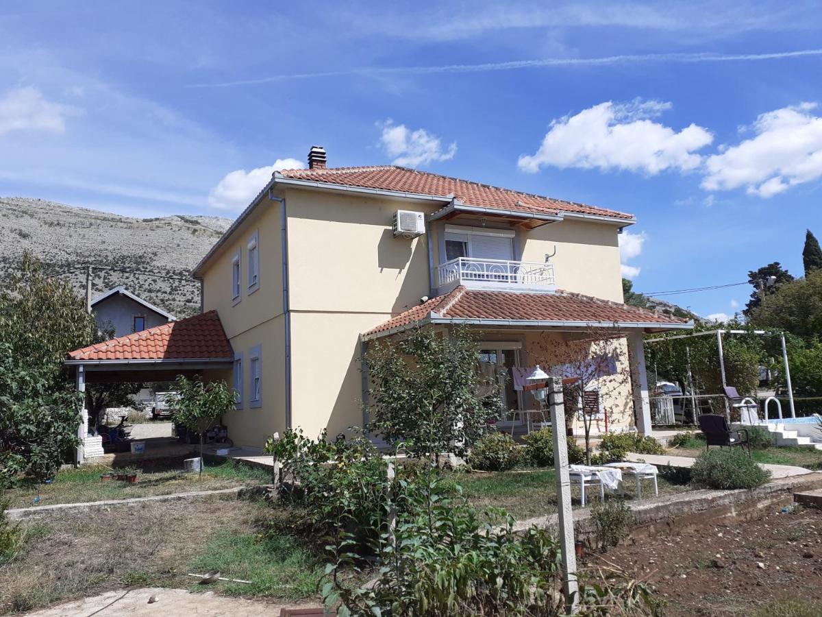 La Hacienda Dd Hotel Trebinje Luaran gambar