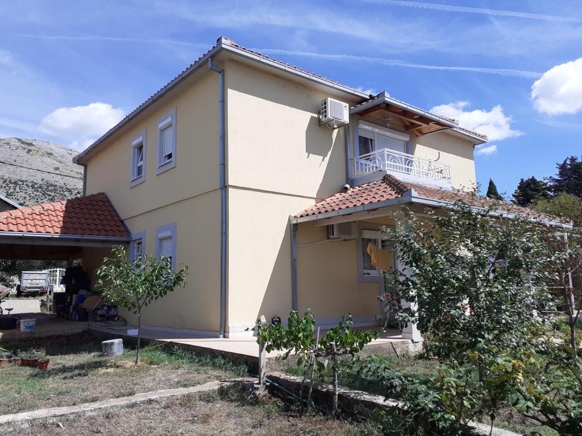 La Hacienda Dd Hotel Trebinje Luaran gambar
